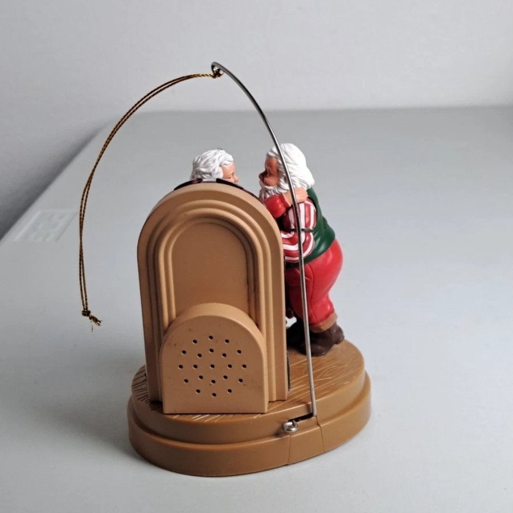 Santa's Best "JINGLE BELL ROCK" Musical Mr. & Mrs. Claus Jukebox Ornament- Works - Picture 6 of 7